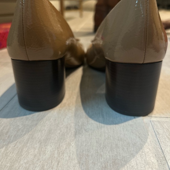 Tory Burch Multi logo pump Almond Flour - Picture 5 of 7